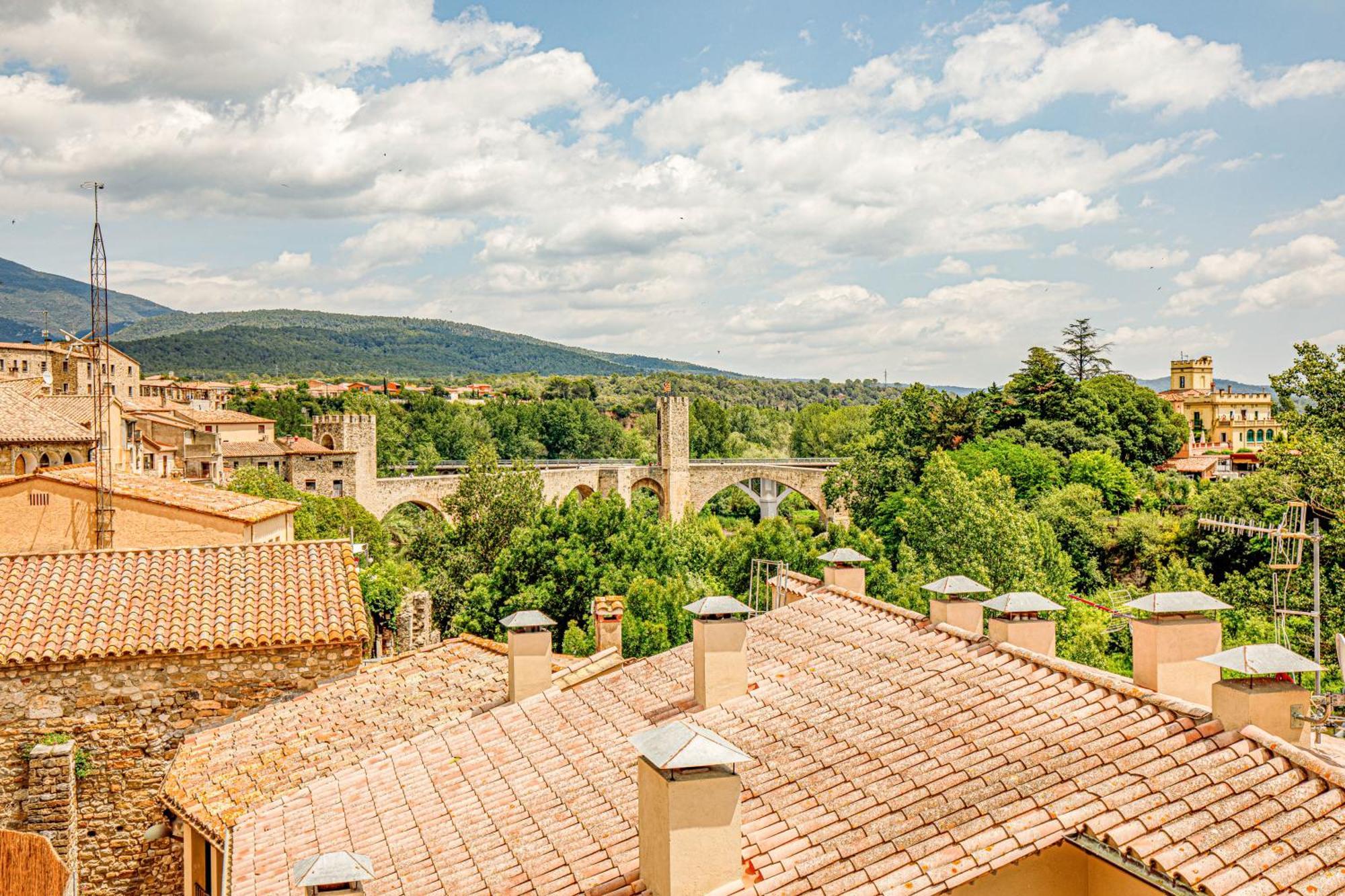 Abadia Mirador The Best Panoramic Views 贝萨卢 外观 照片